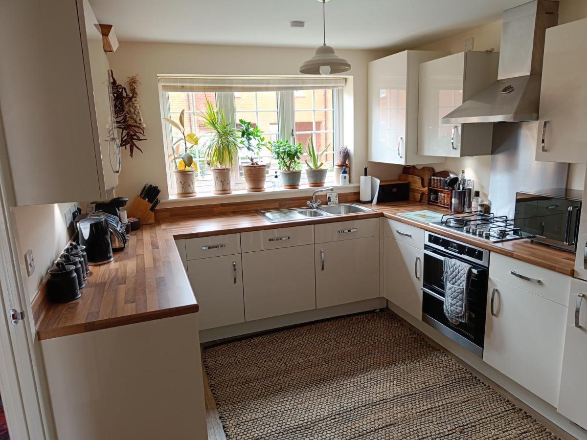 3 Bedroom Townhouse Near Bicester Village Eksteriør bilde