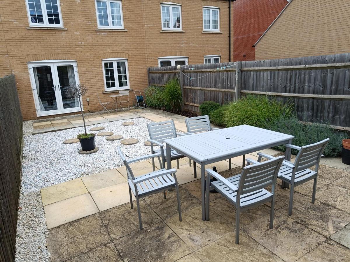 3 Bedroom Townhouse Near Bicester Village Eksteriør bilde